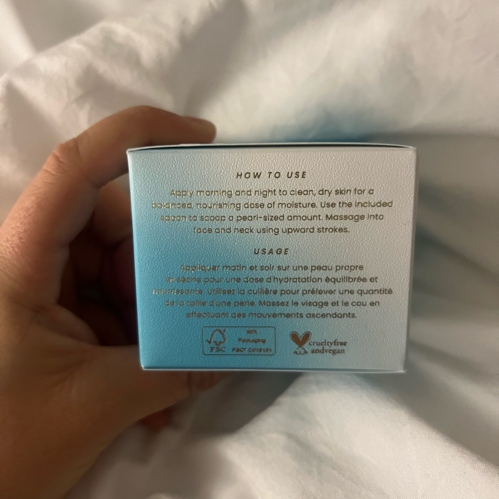 NEW Ellis Brooklyn $115 Satisfying Skin Caring Moisturizer - unopened box - Picture 8 of 10
